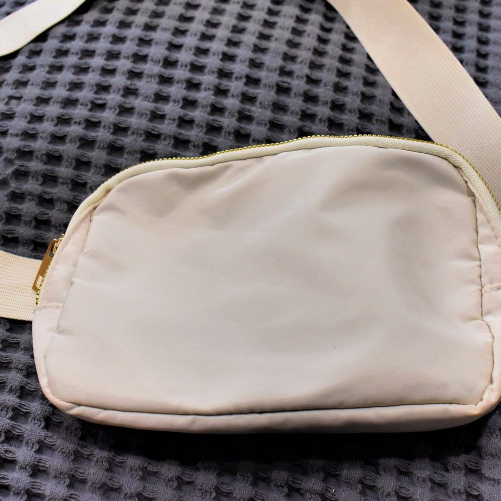Cross body/Sling/Belt bag